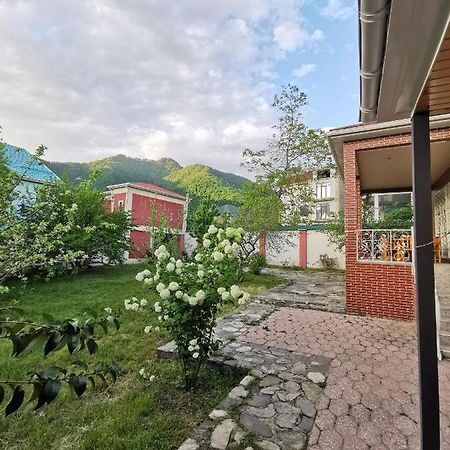 Raffles Garden Villa غابالا المظهر الخارجي الصورة