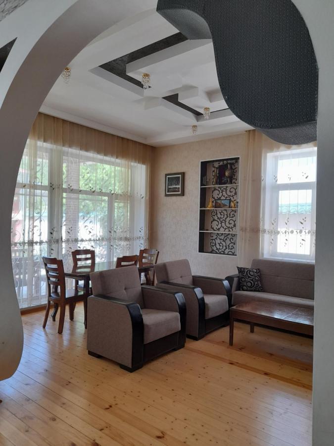 Raffles Garden Villa غابالا المظهر الخارجي الصورة