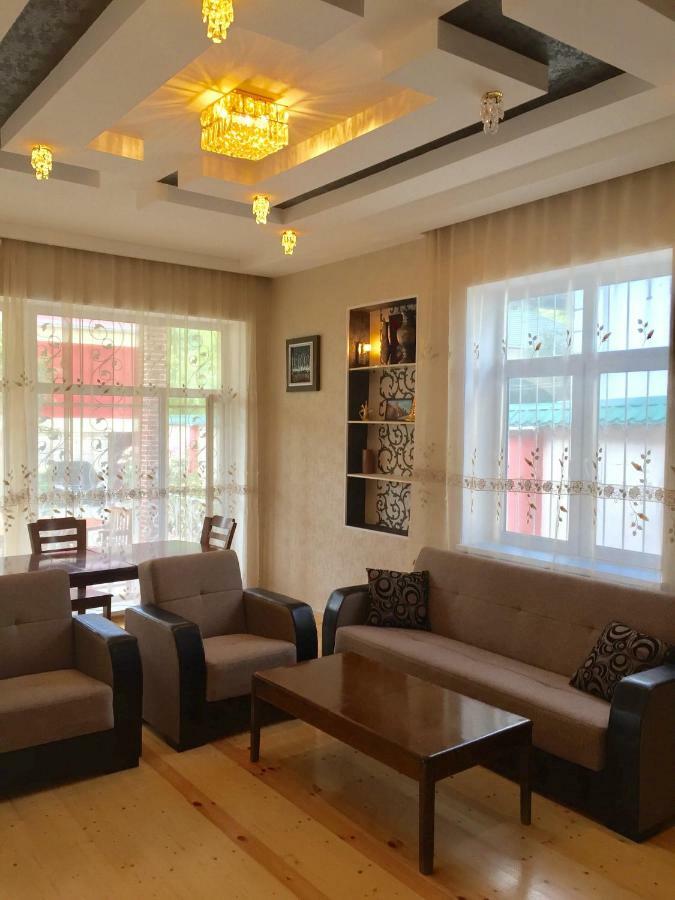 Raffles Garden Villa غابالا المظهر الخارجي الصورة